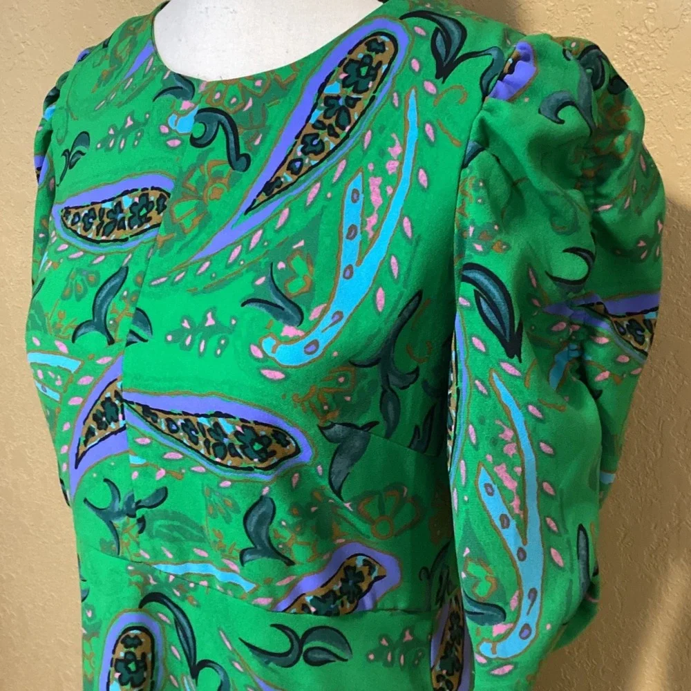 Zara Mini Dress Green w/ Paisley Print, A-line,‎ 3/4 Length Sleeves, Size Medium